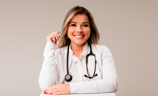 Dra. Letícia Meyer - Amare Vacinas